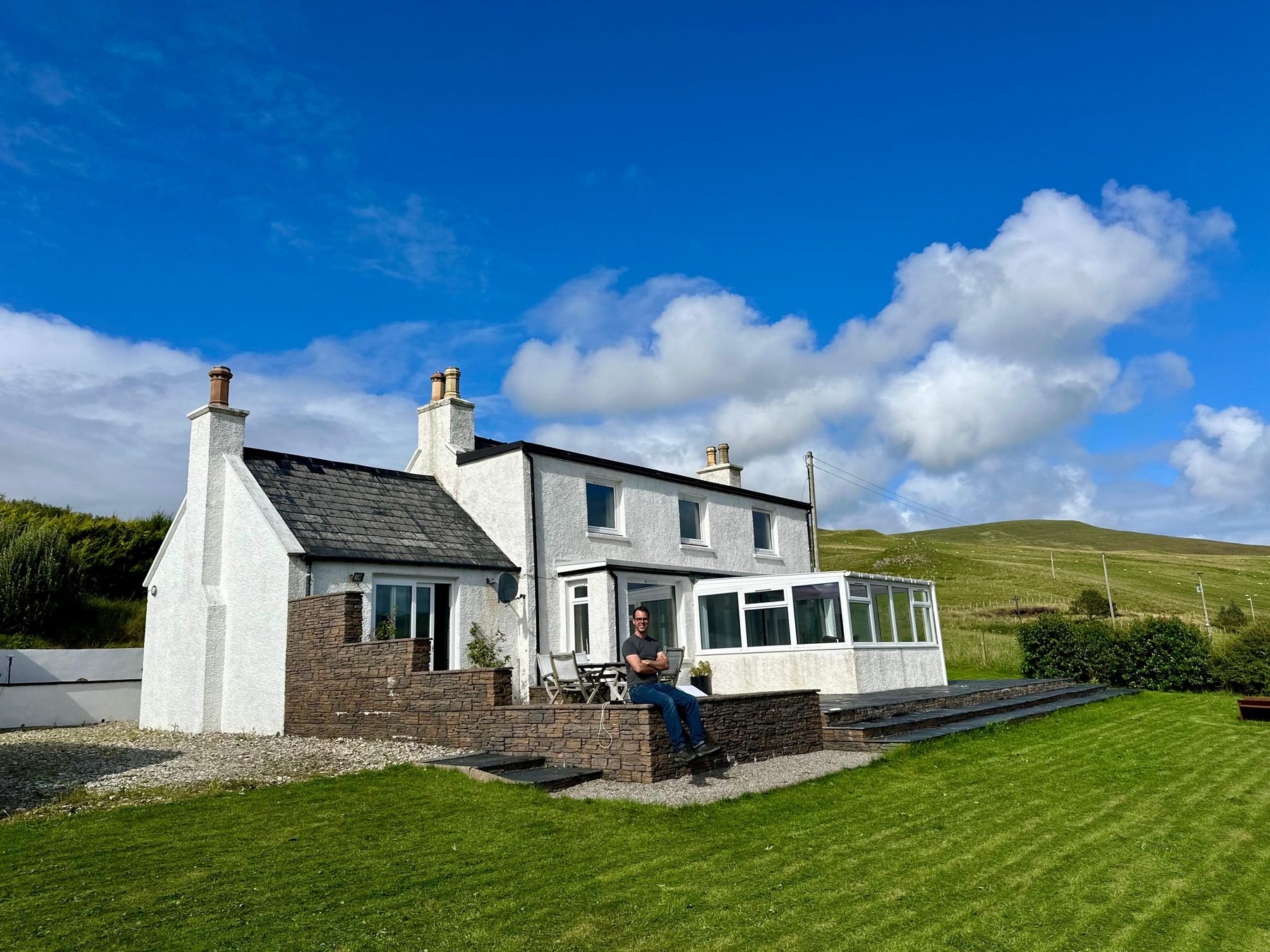 Gleann Síth House exterior from the garden, North Skye